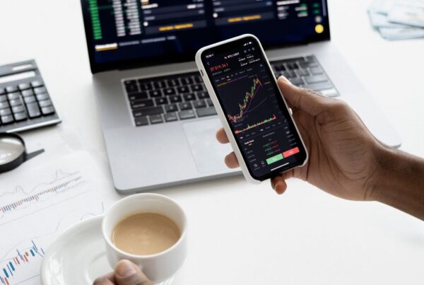 equipo especializado en detectar fraude en empresas B2B mediante análisis de datos