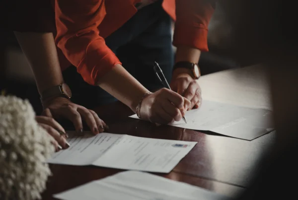 Guía de Debida Diligencia Empresarial B2B: 5 Revisiones Críticas (foto ilustrativa)