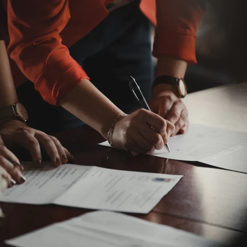 Guía de Debida Diligencia Empresarial B2B: 5 Revisiones Críticas (foto ilustrativa)